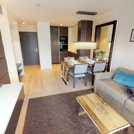 Апартаменты White Pearl 2.02